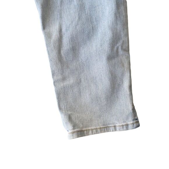 Gloria Vanderbilt Amanda Capris Denim Light Wash DGVB4957 Women's 4 - Picture 9 of 11